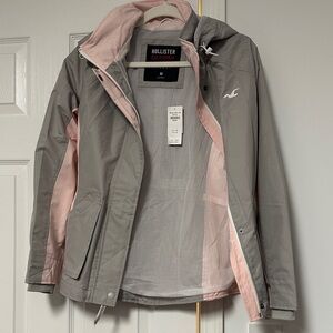 Hollister Women's Ski Jacket in Gray and Pink